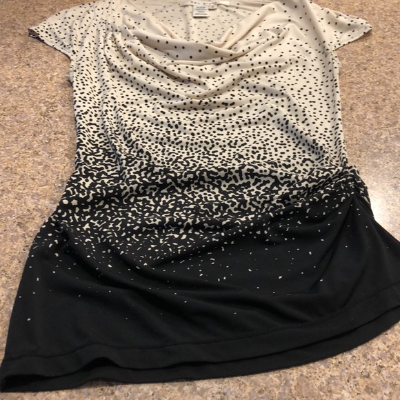 Max Studio Small Stretchy Black and Cream Blouse - Picture 7 of 17